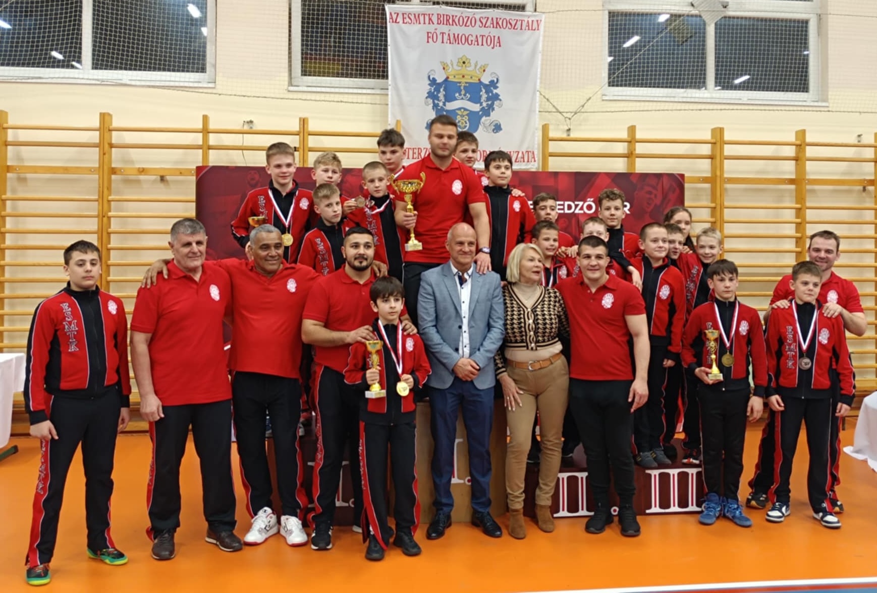 Dupla versenynek adott otthont a Kruj Iván Sportcsarnok